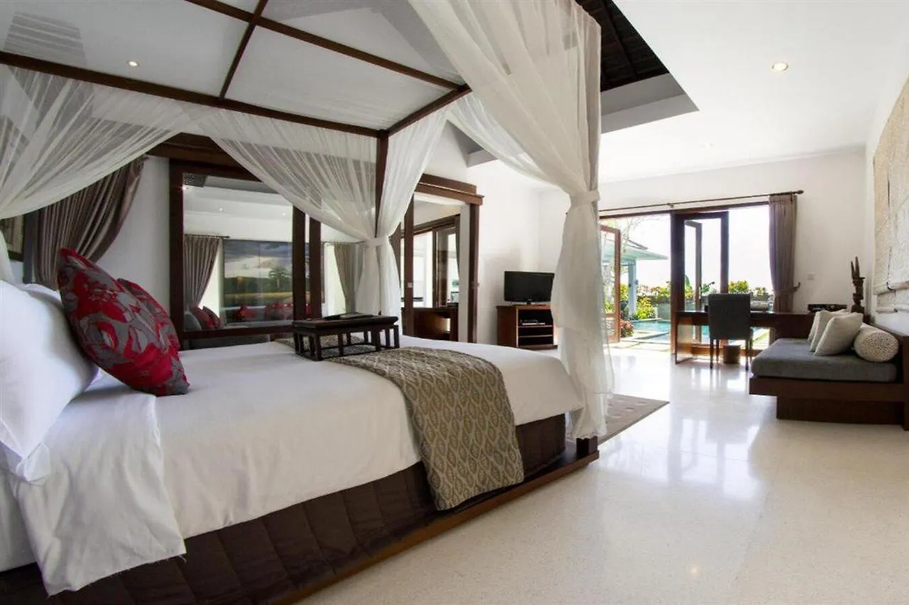 Villa Seratus Jimbaran   Jimbaran (Bali)