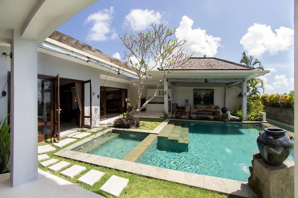 Villa Seratus Jimbaran   Jimbaran (Bali)
